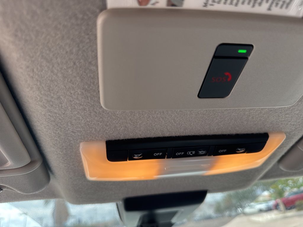 2024 Nissan Kicks SV photo 23