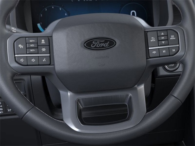 2025 Ford F-150 XLT photo 2