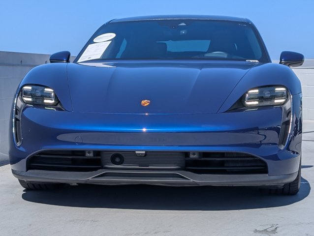 2023 Porsche Taycan photo 8