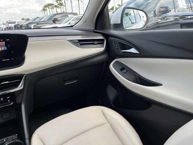 2024 Buick Encore GX Avenir photo 18