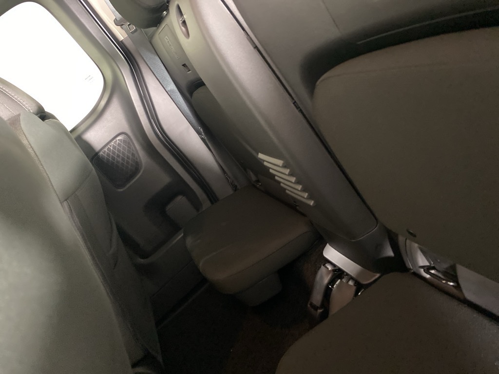 2025 Nissan Frontier SV photo 10