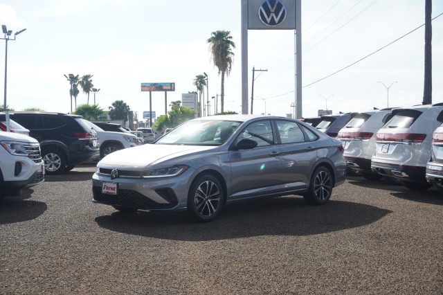 2025 Volkswagen Jetta Sport's photo