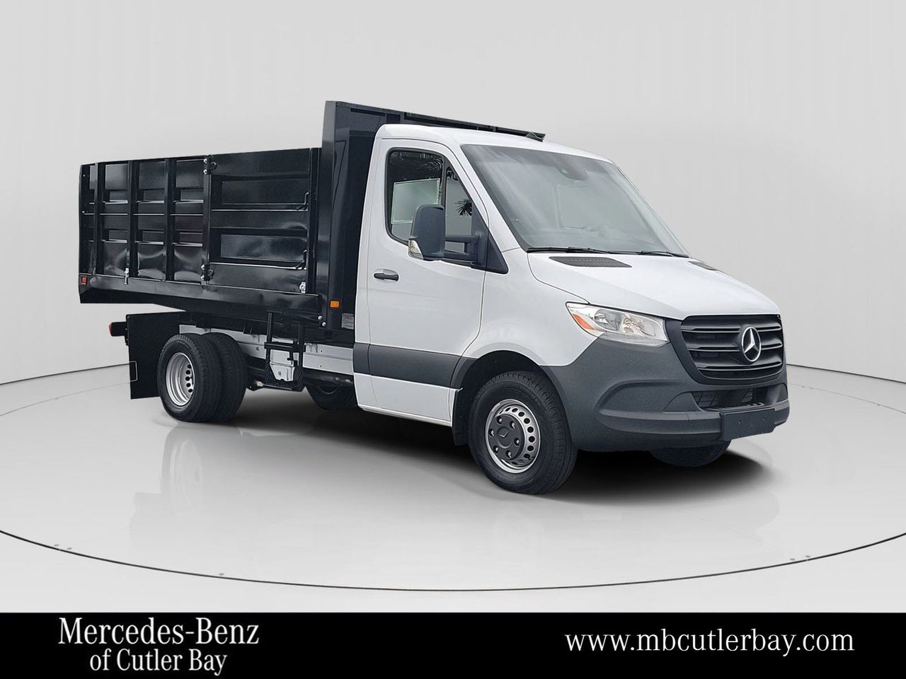 2023 Mercedes-Benz Sprinter Cab Chassis Base's photo