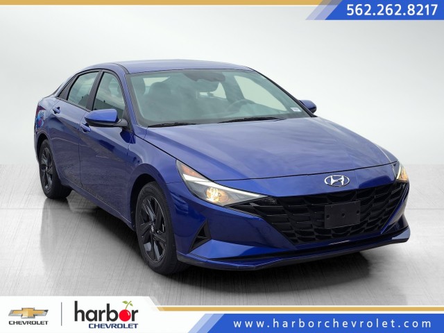 2023 Hyundai Elantra SEL's photo