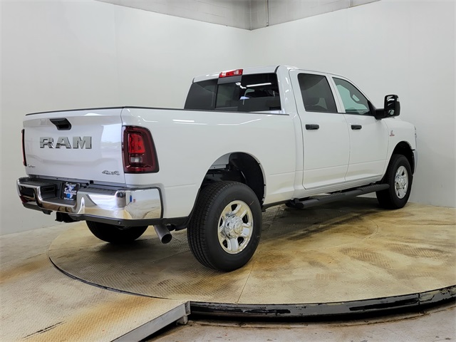 2025 Ram 2500 Tradesman photo 4