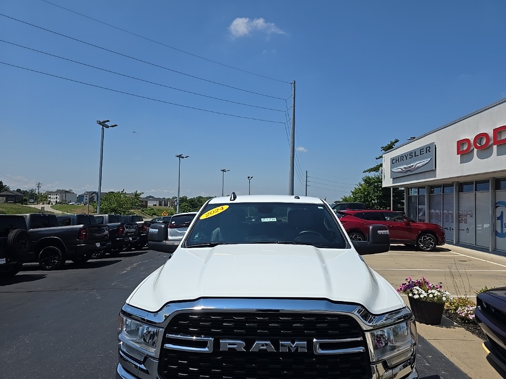 2024 Ram 2500 Big Horn photo 4