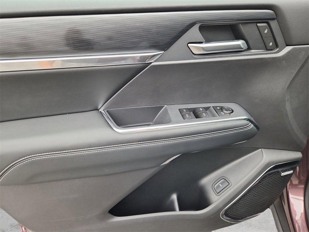 2026 Gmc Acadia Elevation photo 3