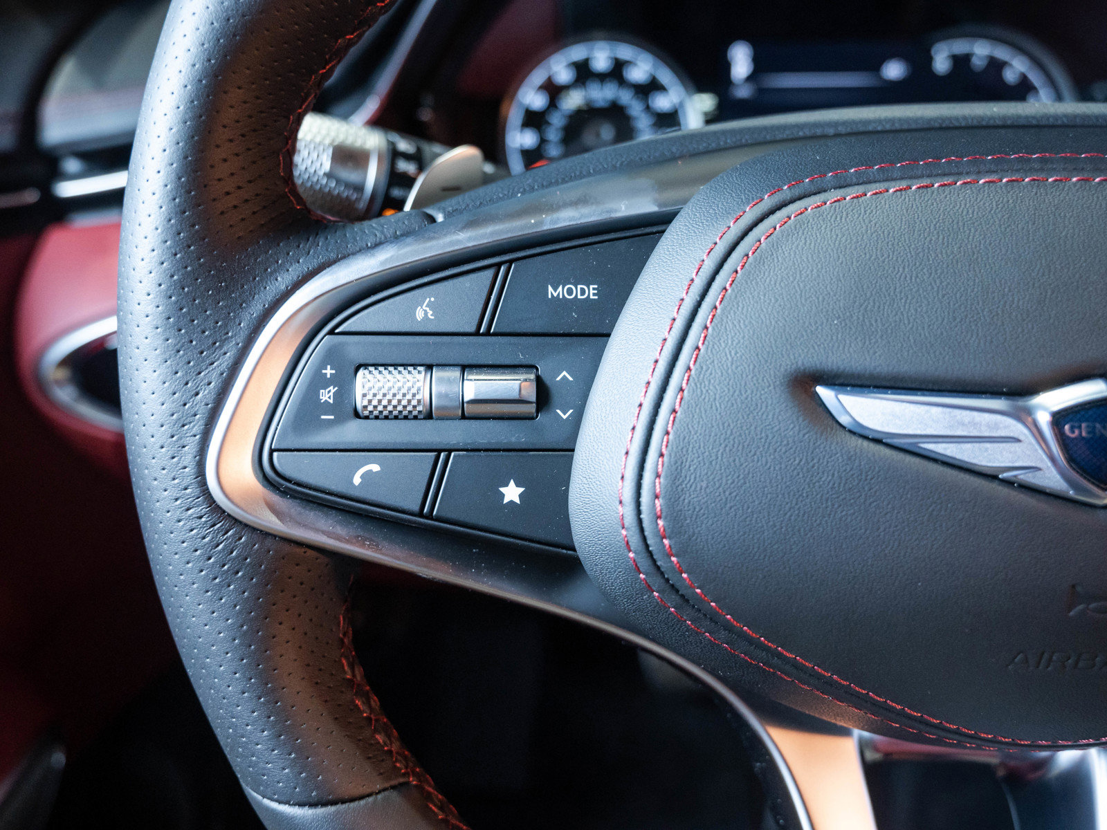 2025 Genesis GV70 3.5T Sport Advanced photo 21