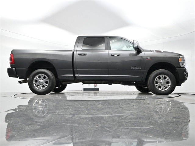 2024 Ram 3500 Laramie photo 26