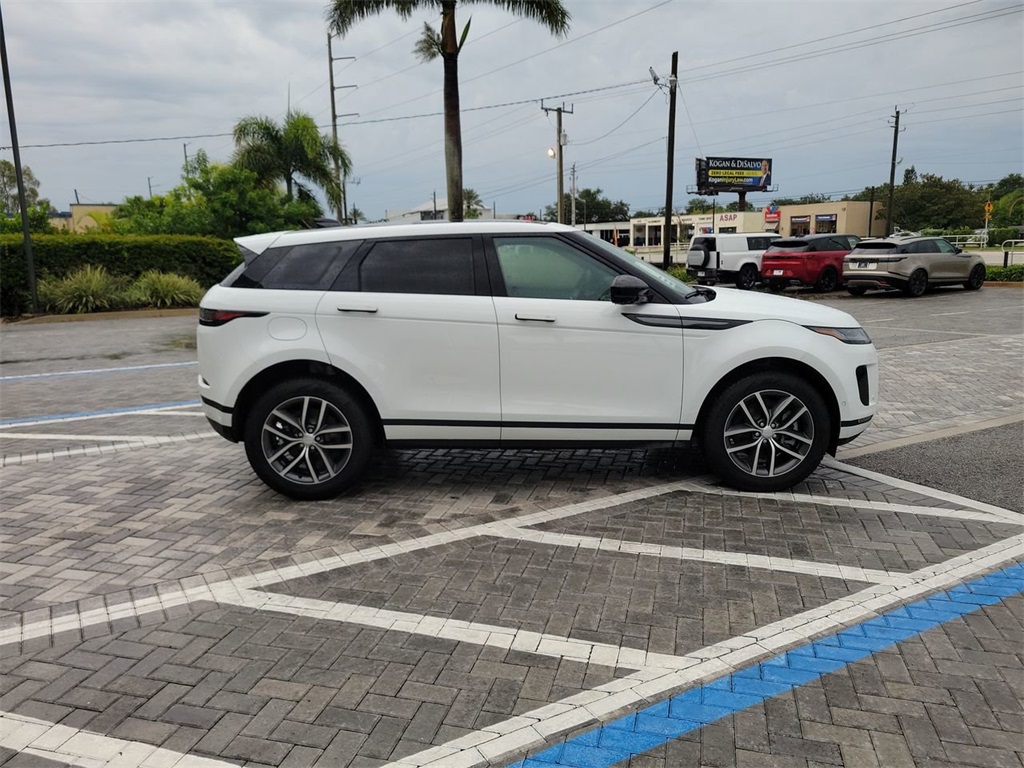2026 Land Rover Range Rover Evoque S photo 5
