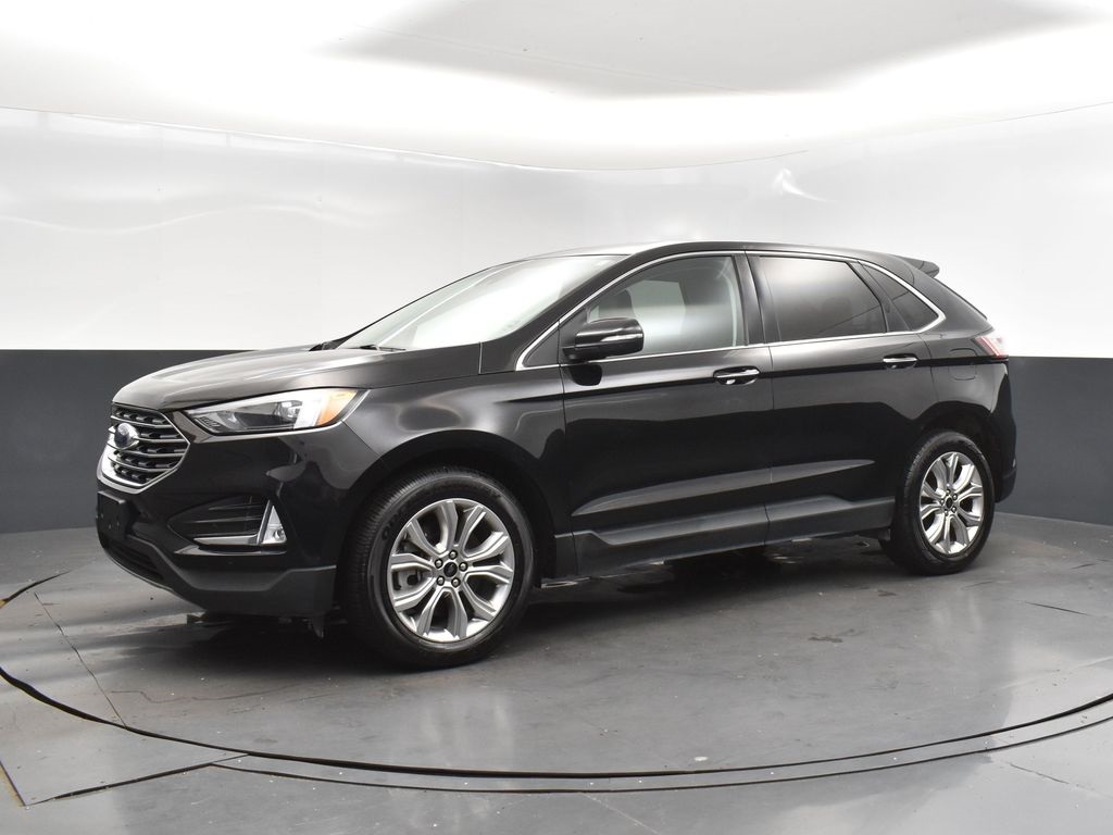 2024 Ford Edge Titanium photo 3