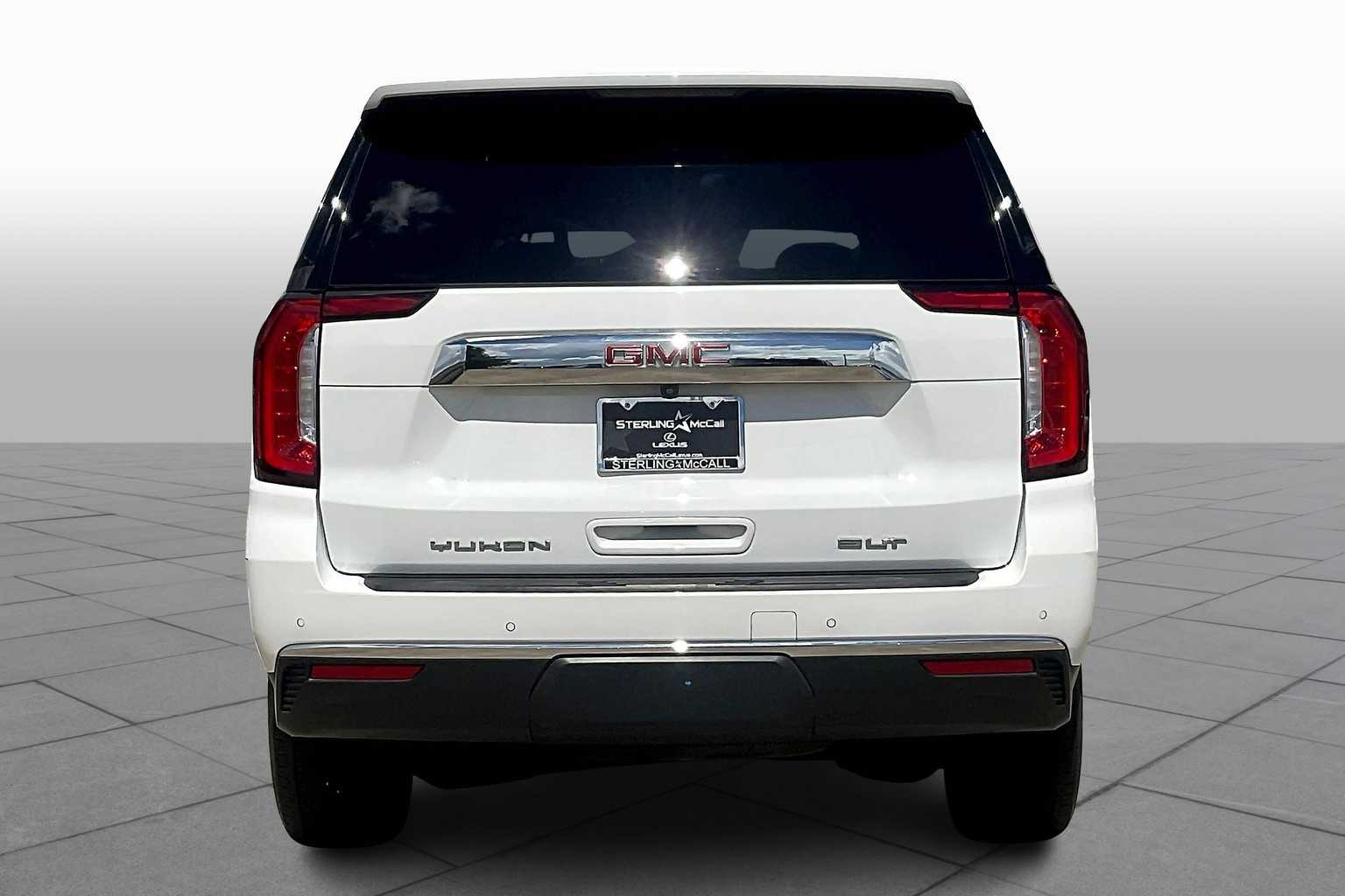 2022 Gmc Yukon SLT photo 4
