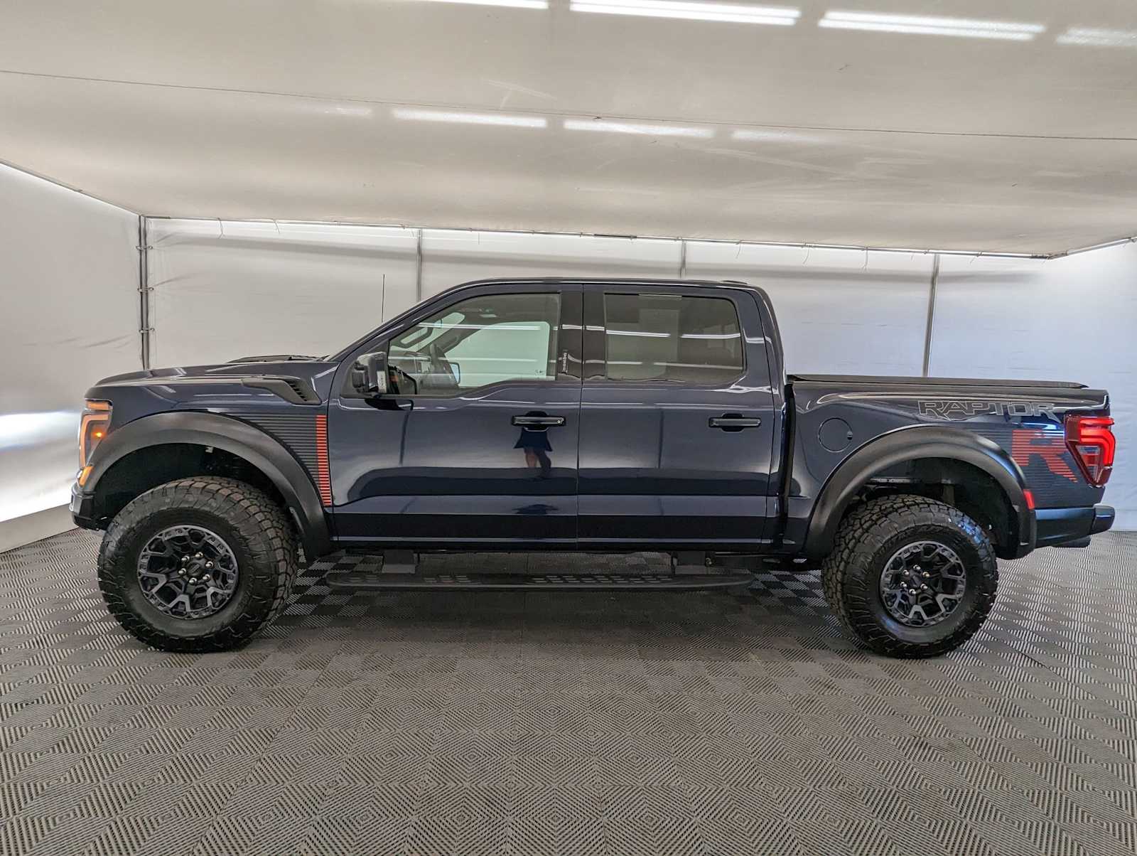 2024 Ford F-150 Raptor photo 3