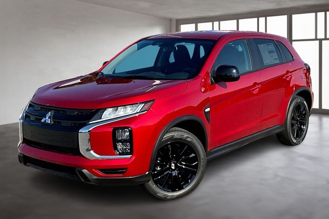 2025 Mitsubishi Outlander Sport LE photo 2