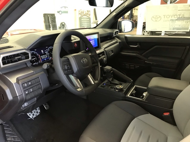 2025 Toyota Tacoma TRD Sport Double Cab photo 10