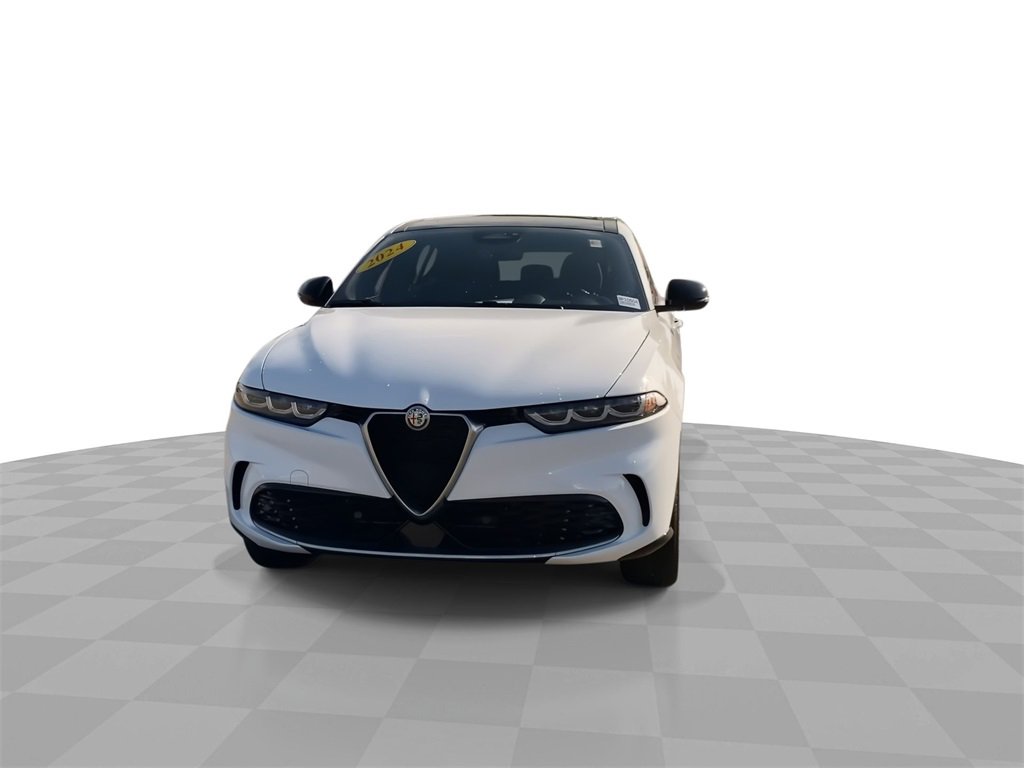 2024 Alfa Romeo Tonale Ti photo 3