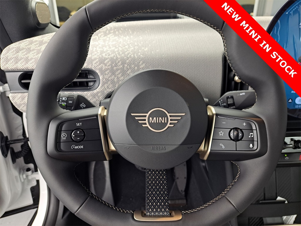 2025 Mini Cooper S Convertible Iconic photo 18