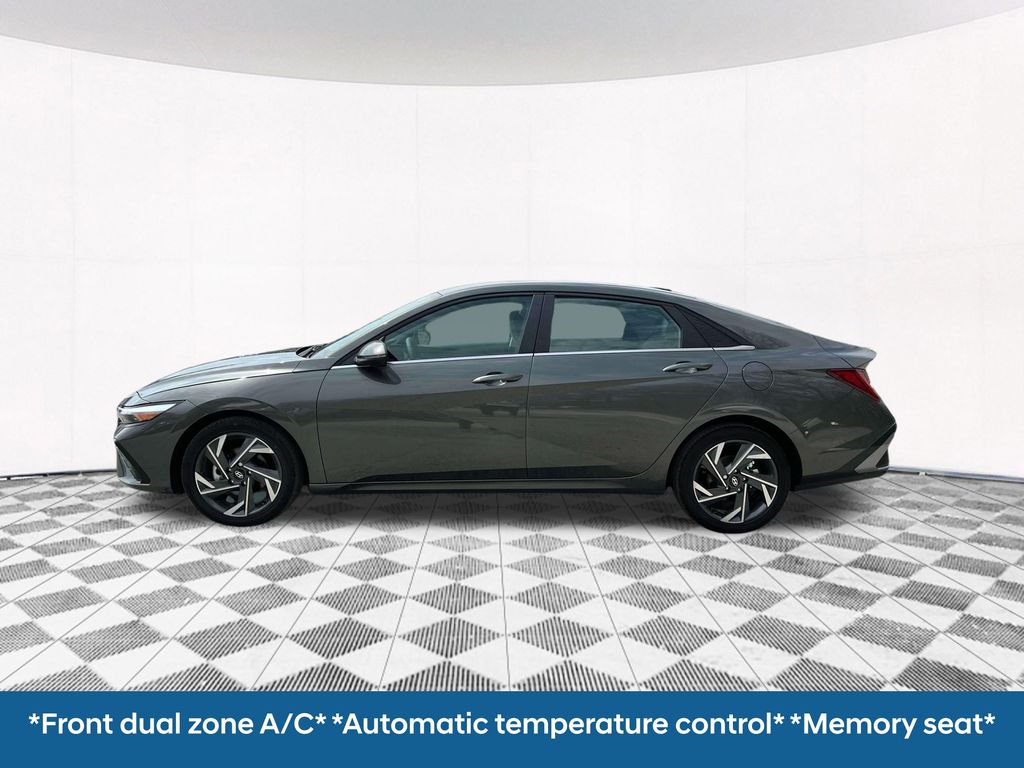 2025 Hyundai Elantra Hybrid Limited photo 2