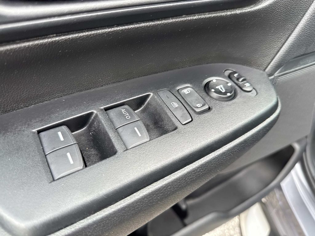 2021 Honda CR-V LX photo 19