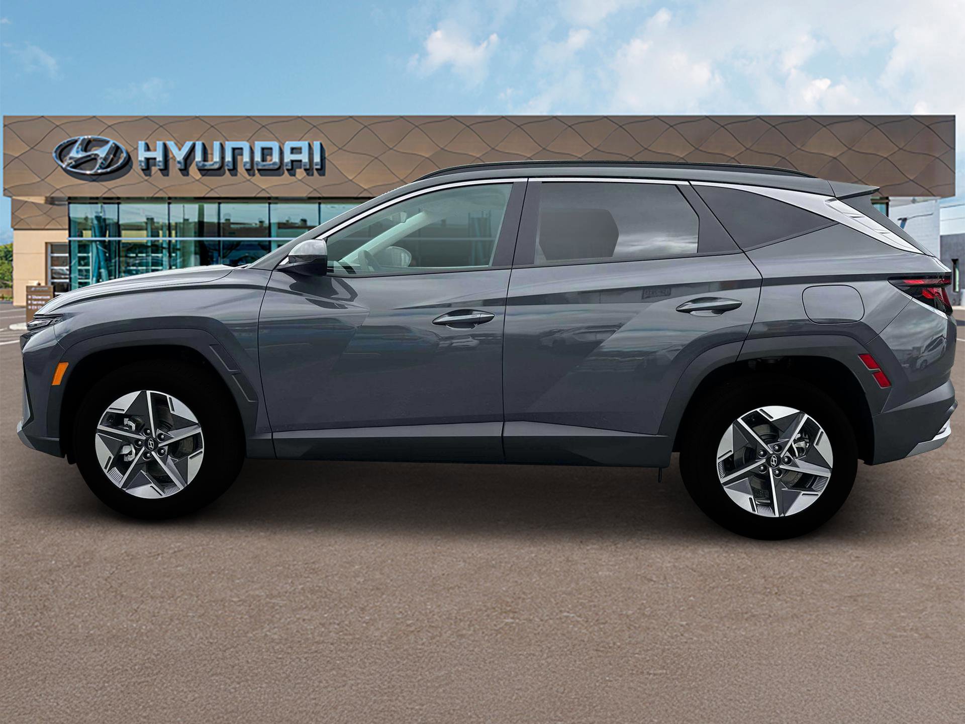 2026 Hyundai Tucson SEL photo 3