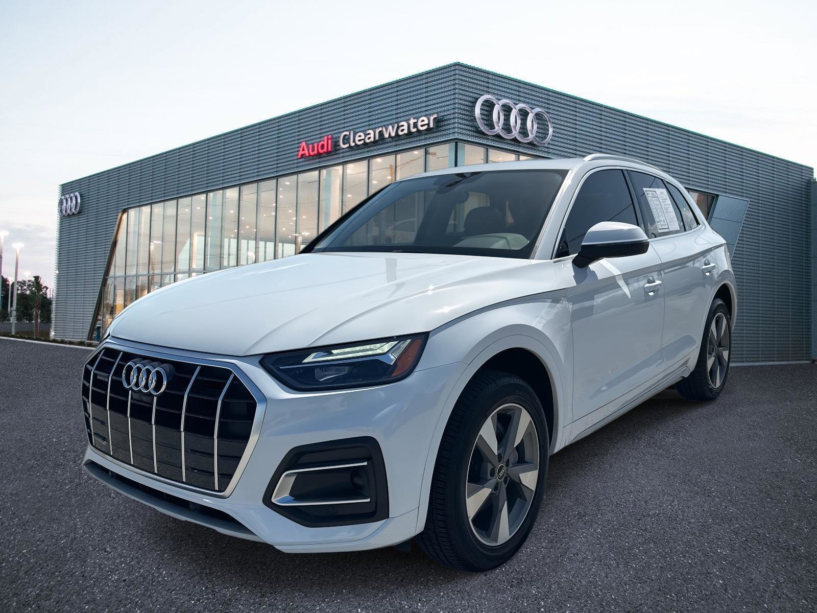 2023 Audi Q5 Premium Plus's photo
