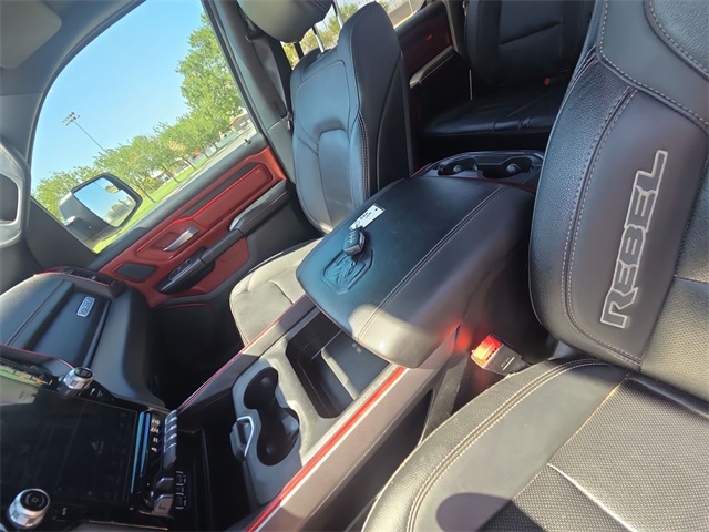 2022 Ram 1500 Rebel photo 14