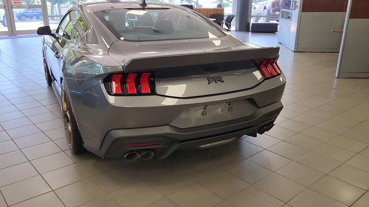 2025 Ford Mustang GT Premium photo 5