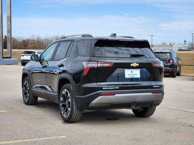 2025 Chevrolet Equinox LT photo 3