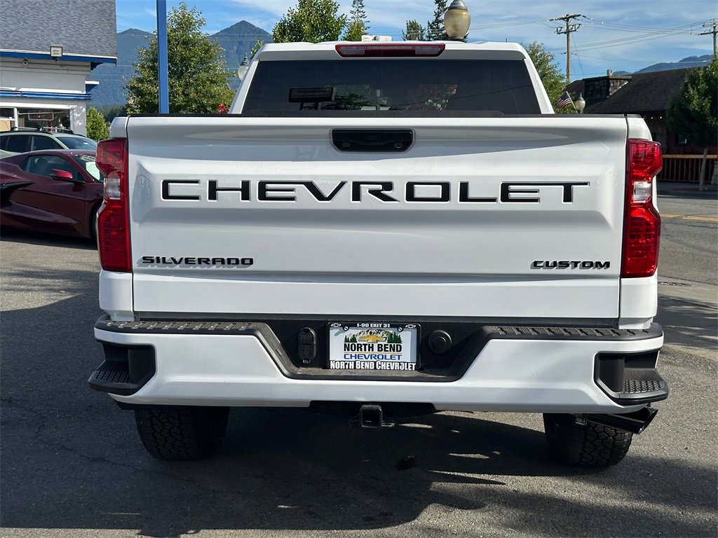 2025 Chevrolet Silverado 1500 Custom photo 7