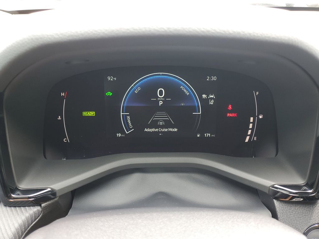 2025 Toyota Camry SE photo 16