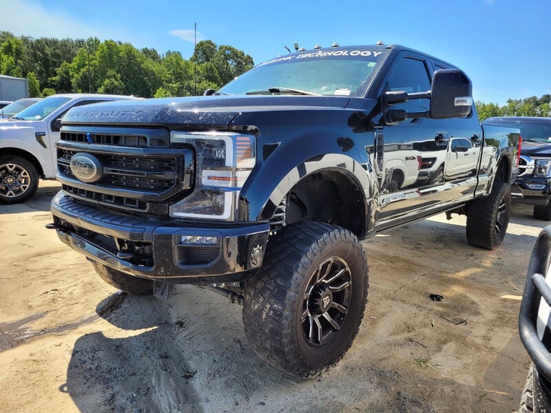 2022 Ford F-250 Lariat photo 3