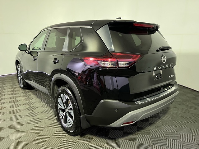 2022 Nissan Rogue SV photo 4