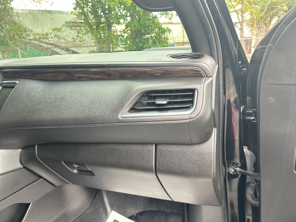 2022 Chevrolet Tahoe Z71 photo 27