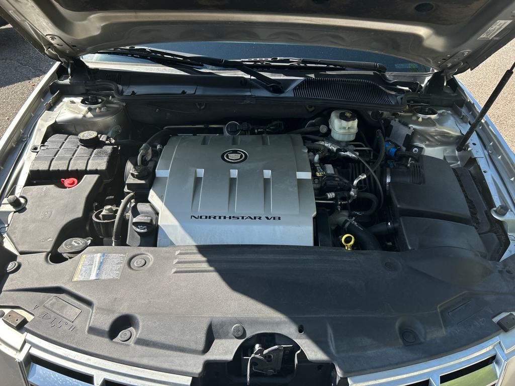 2008 Cadillac DTS Base photo 31