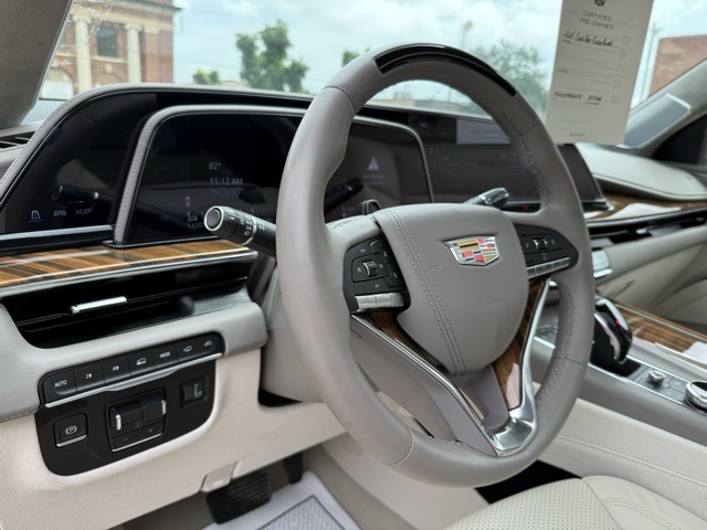 2024 Cadillac Escalade Premium Luxury Platinum photo 10