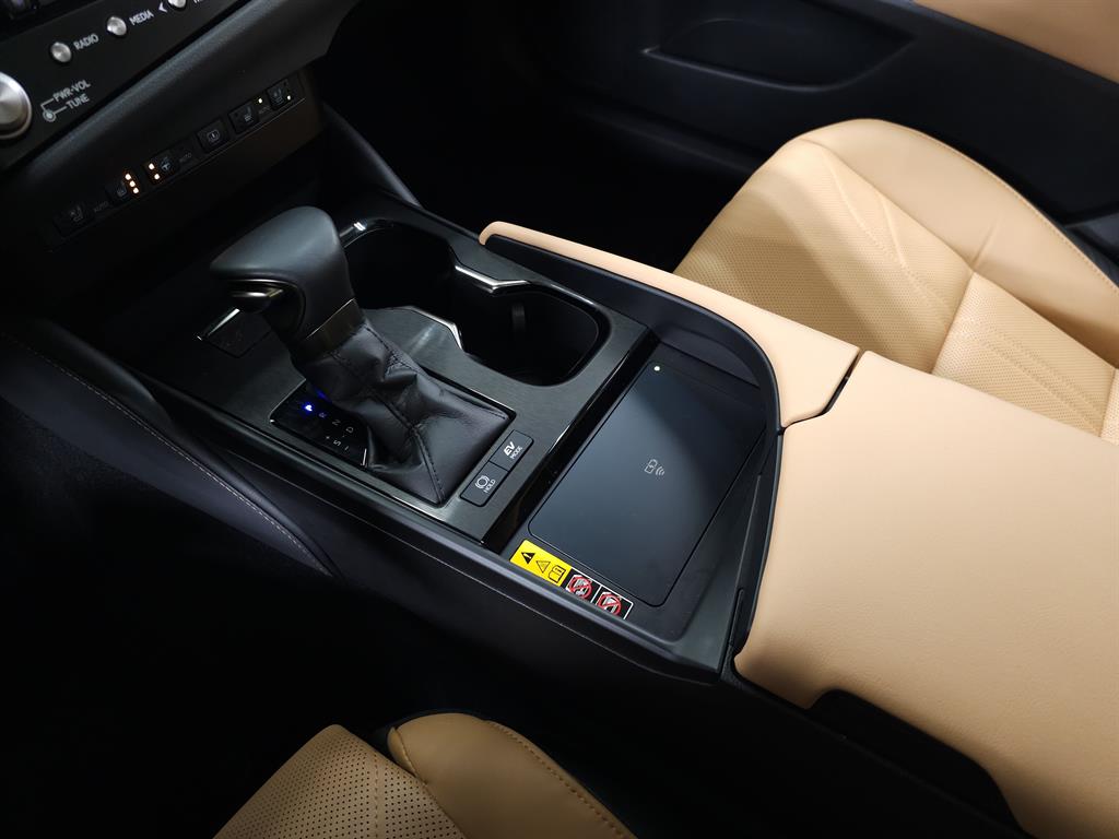 2025 Lexus ES Luxury photo 30