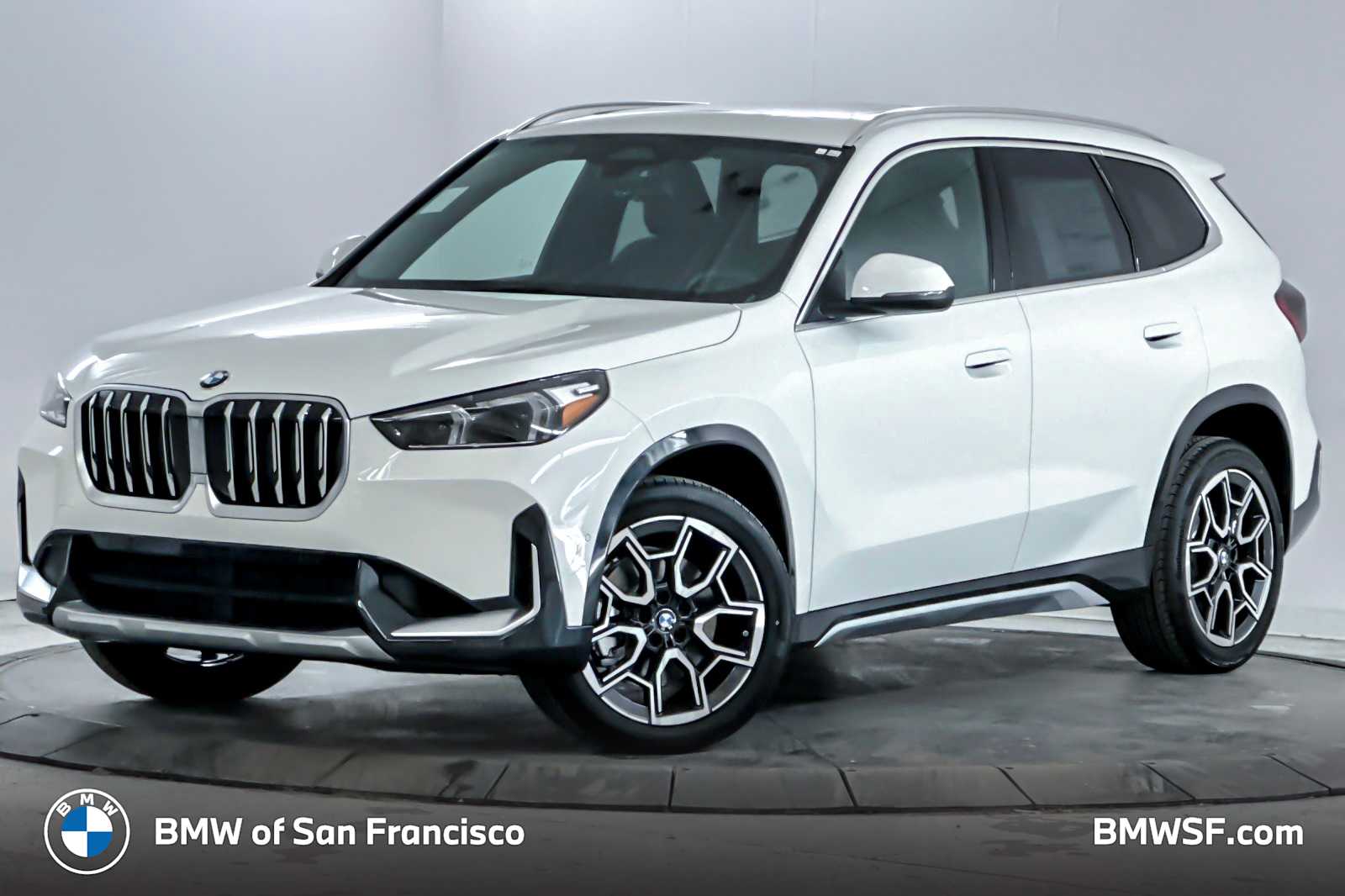 2026 BMW X1 28i's photo