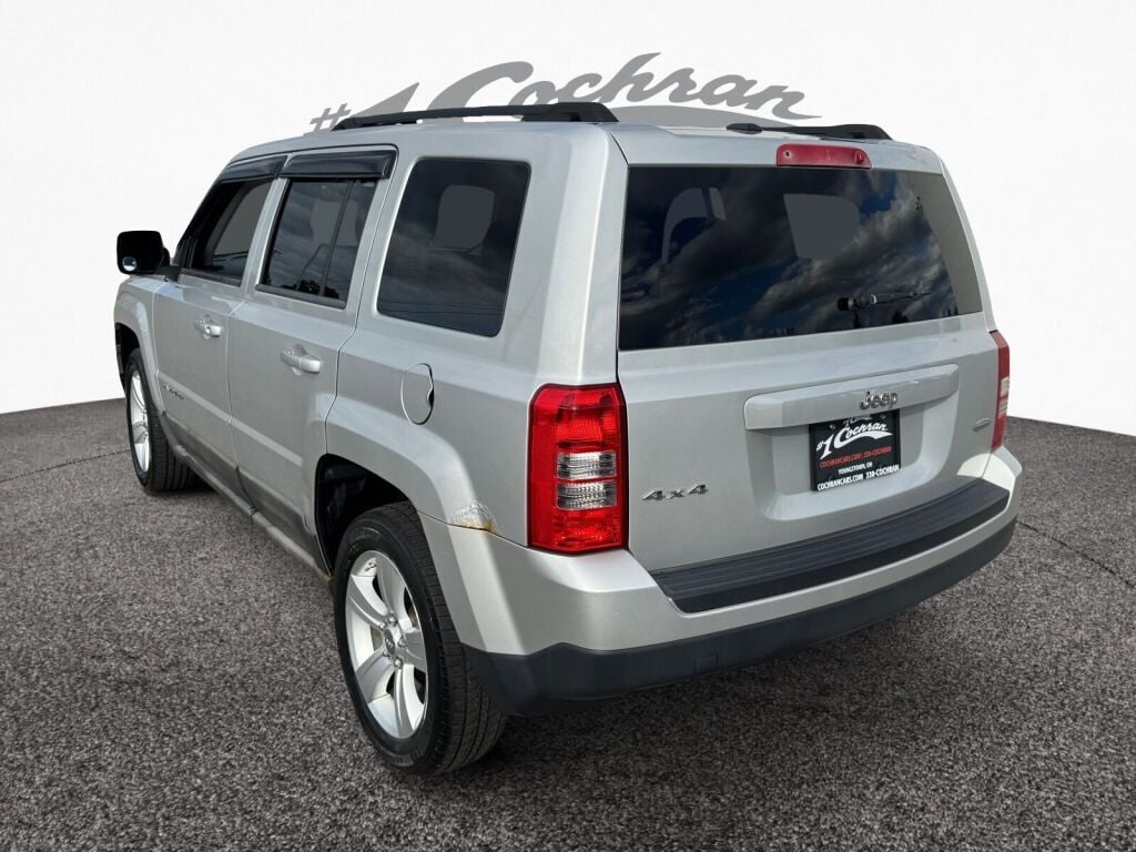 2011 Jeep Patriot Latitude photo 3
