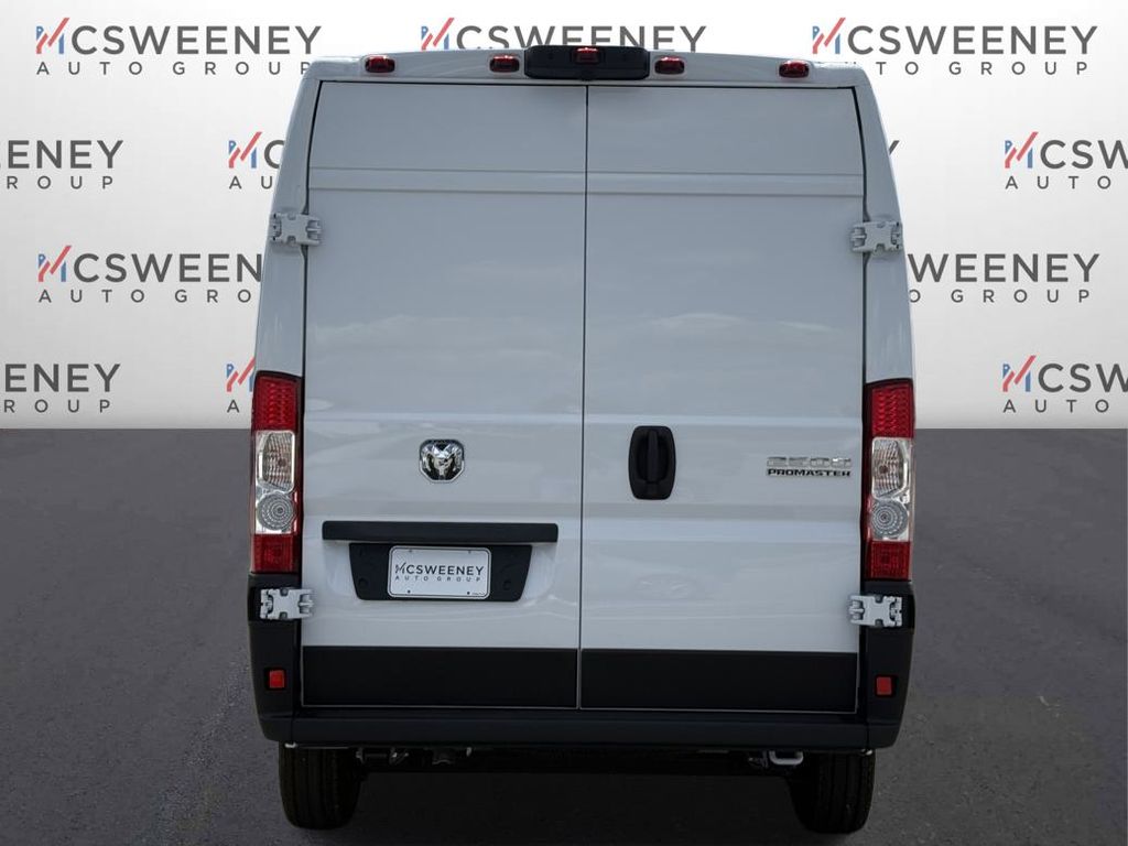 2026 Ram ProMaster 2500 photo 3