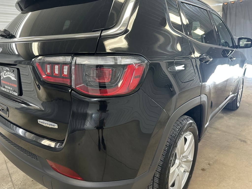 2022 Jeep Compass Latitude photo 6