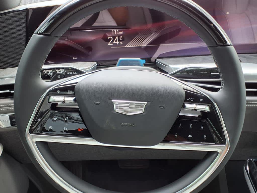 2025 Cadillac Escalade IQ Luxury photo 15