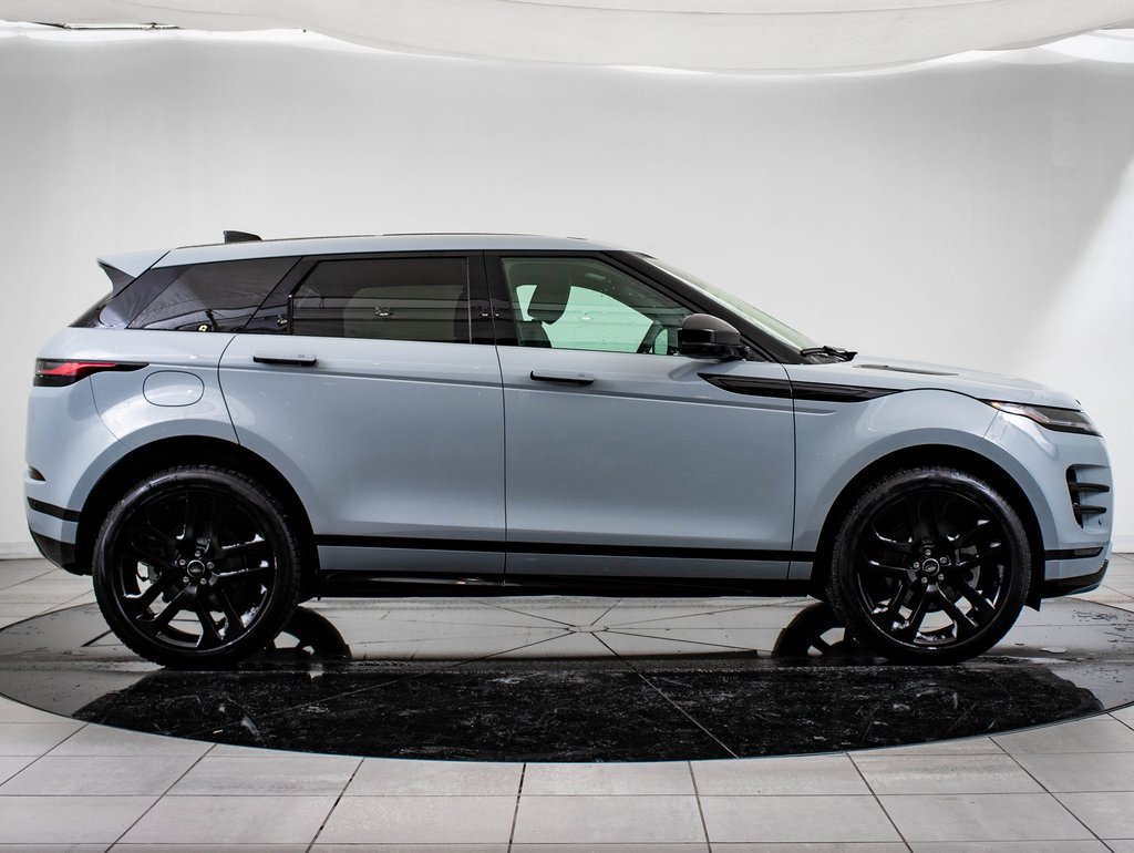 2024 Land Rover Range Rover Evoque Dynamic SE photo 11