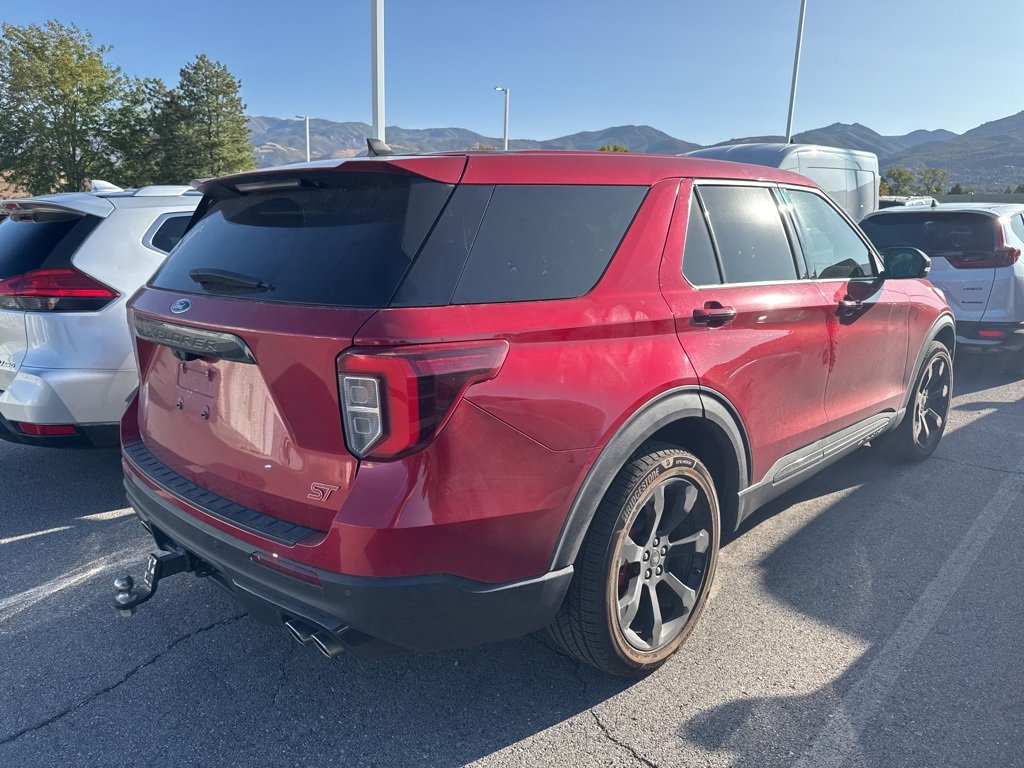 2021 Ford Explorer ST photo 8