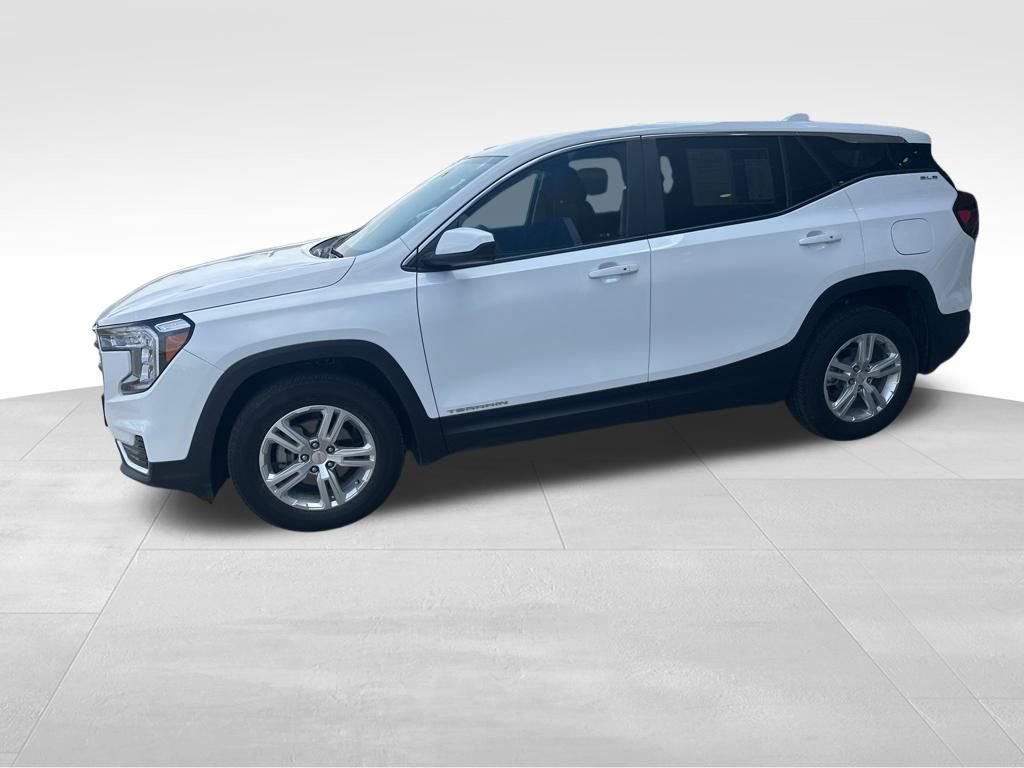 2024 Gmc Terrain SLE photo 2