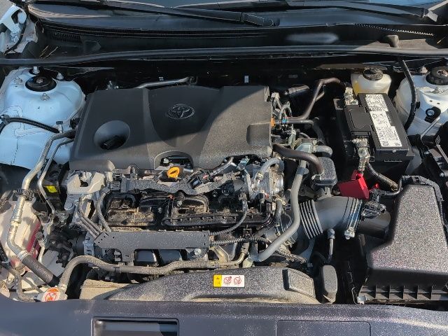 2024 Toyota Camry SE photo 7