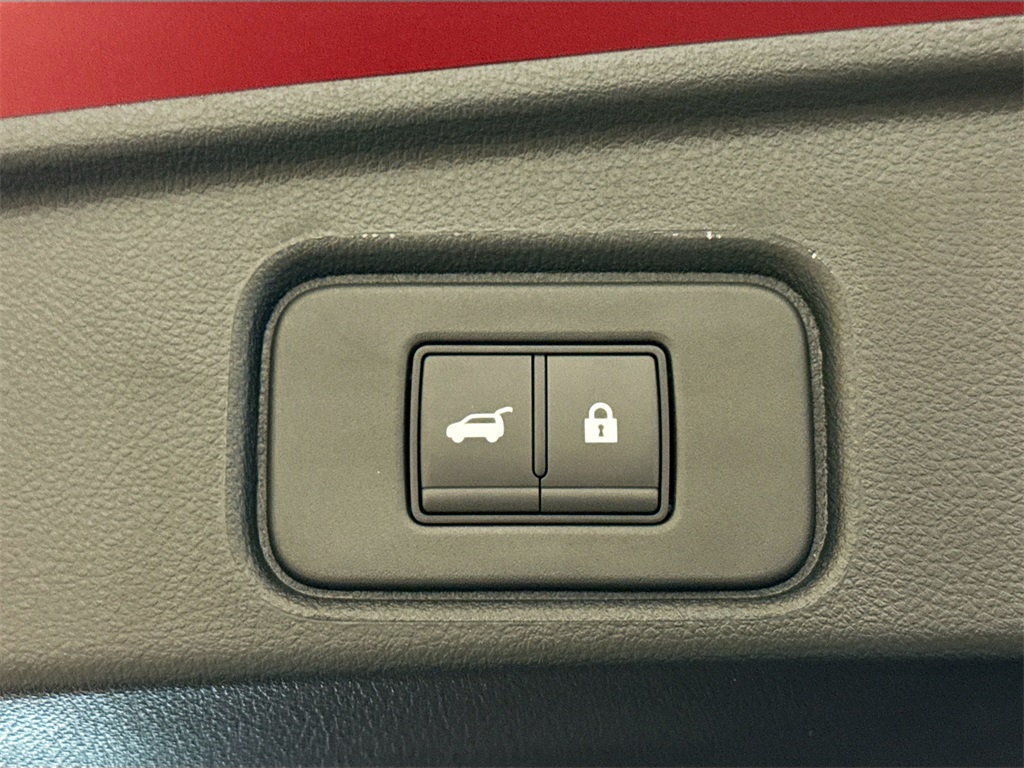 2025 Nissan Pathfinder Platinum photo 20