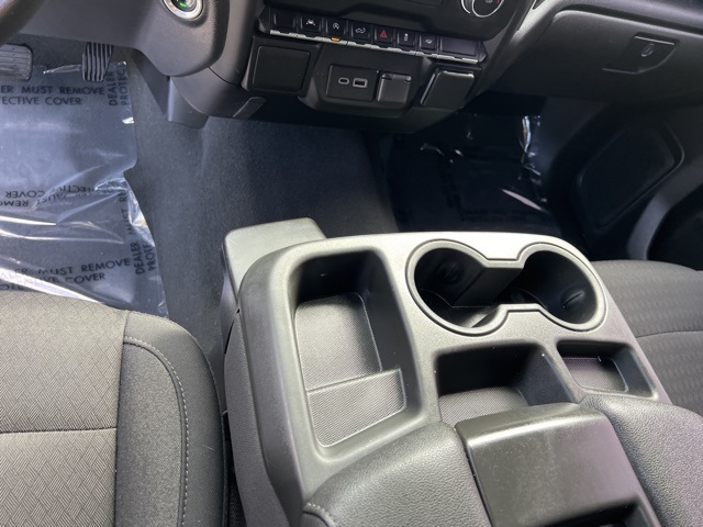 2022 Chevrolet Silverado 1500 Custom photo 14