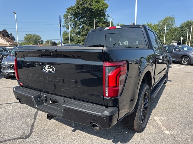 2025 Ford F-150 Lariat photo 3