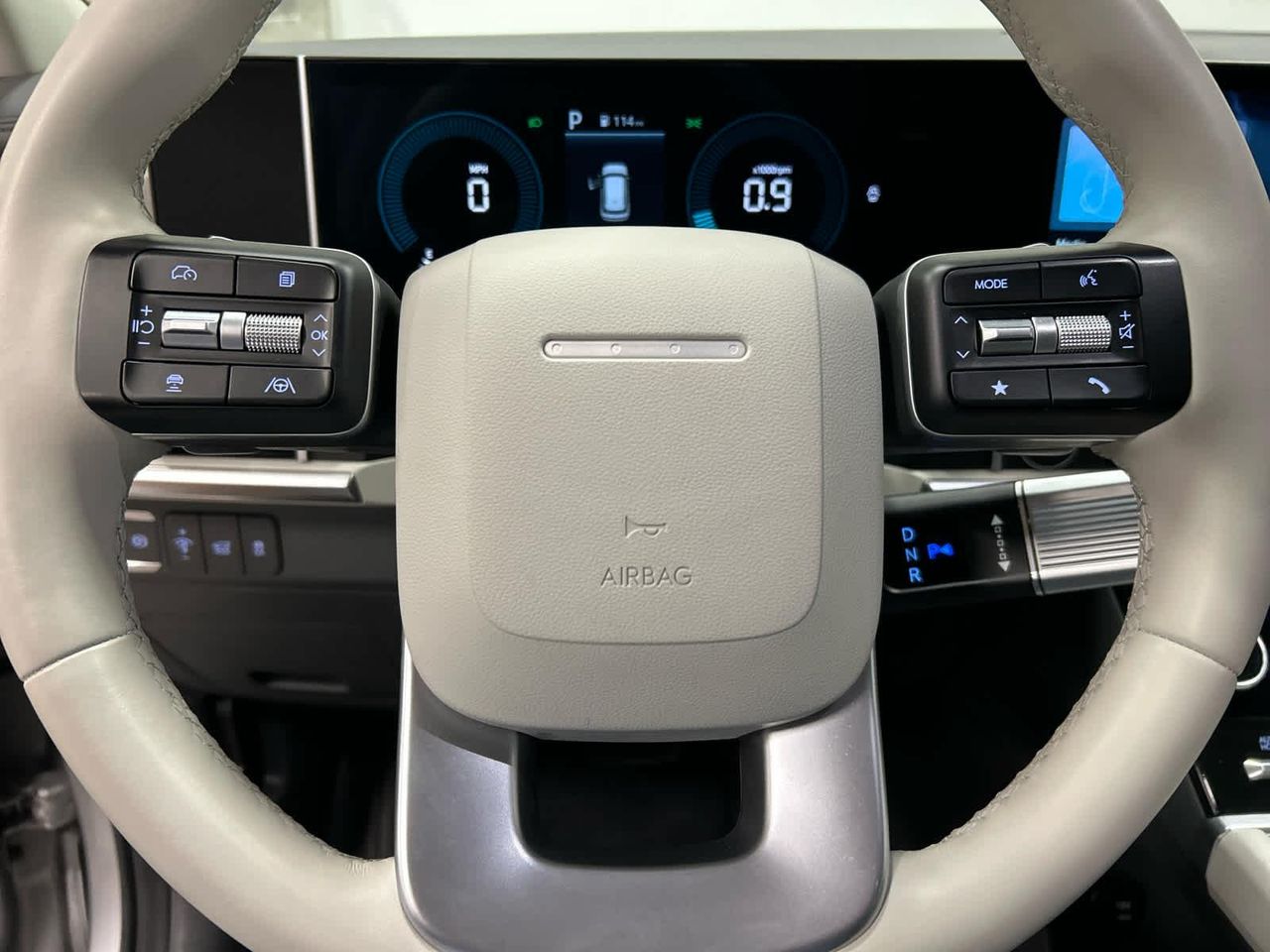 2025 Hyundai Santa Fe SEL photo 38