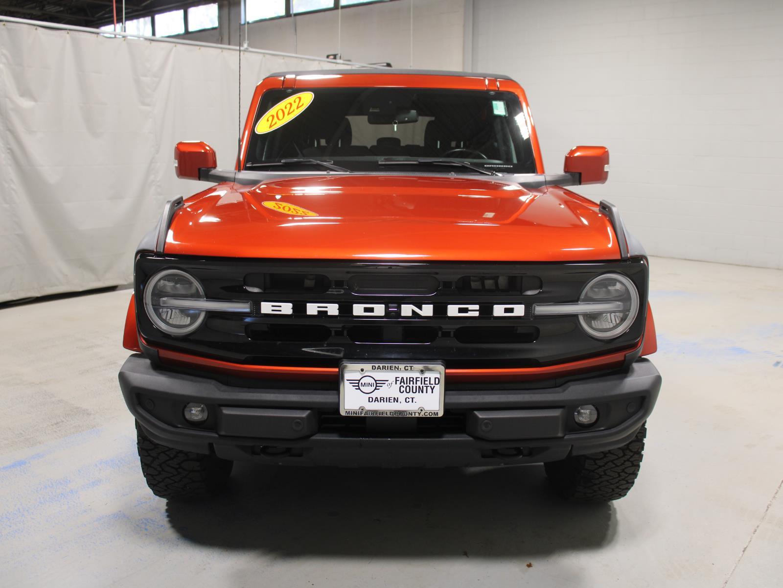 2022 Ford Bronco Outer Banks photo 3